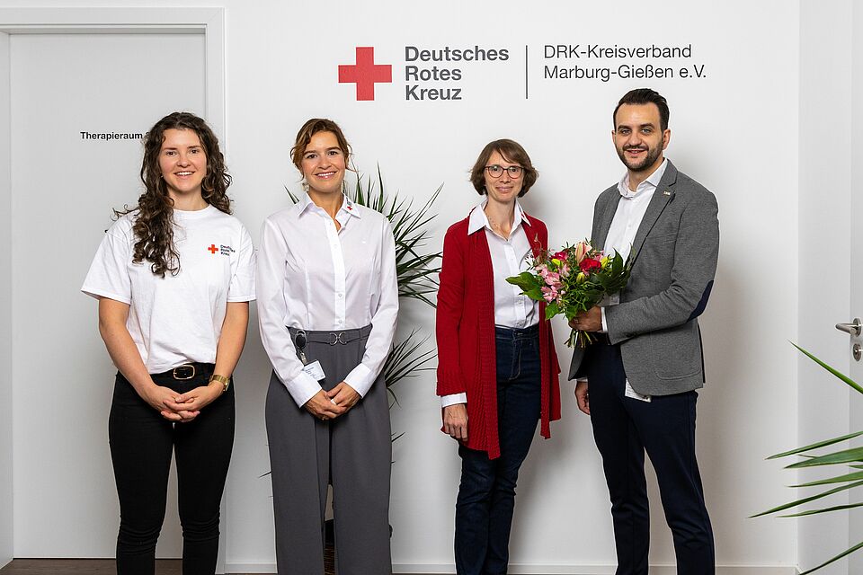 DRK-Logopädie-Praxis Cappel – Sprachtherapie für alle Altersgruppen Team der DRK-Logopädie-Praxis Cappel in Marburg-Gießen bei der Eröffnung