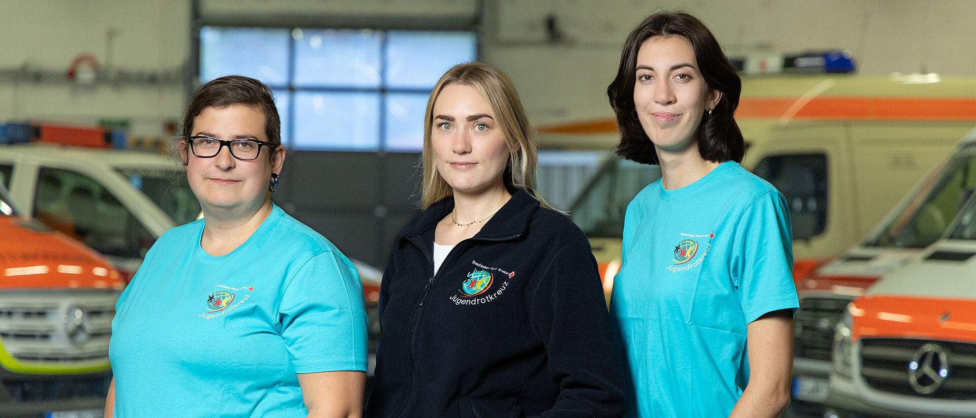 DRK Mittelhessen – Jugendrotkreuz: Engagement mit Herz und Teamgeist DRK Mittelhessen – Jugendrotkreuz: Engagement mit Herz und Teamgeist